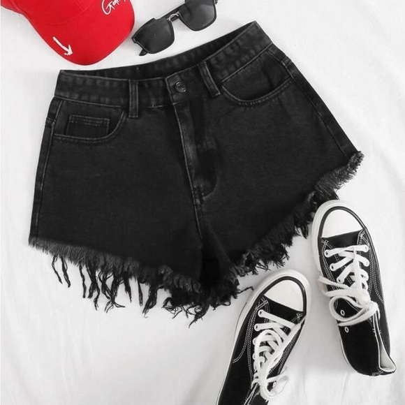 High waisted shorts - Picture 2 of 2